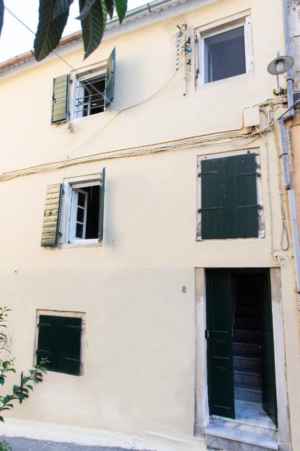 Odisseus Old Town Apartment Corfu  Bagian luar foto